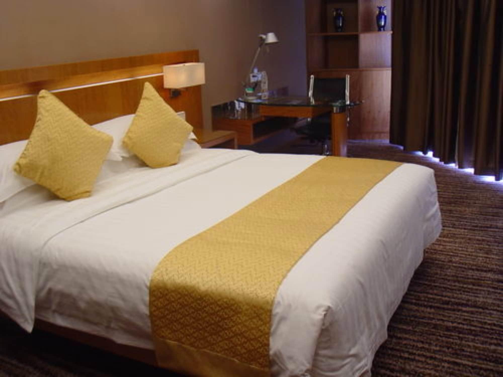 ไคว้ถง อินเตอร์เนชั่นแนล โฮเต็ล ฉิงเตา แอร์พอร์ต Hotel ชิงเต่า ภายนอก รูปภาพ